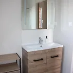 Independant, Holiday home Hamel
